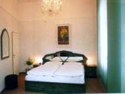 Krivan Hotel Карловы Вары Экстерьер фото